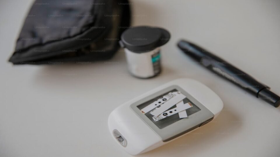 Best insulin travel case cooler for safe insulin storage while traveling